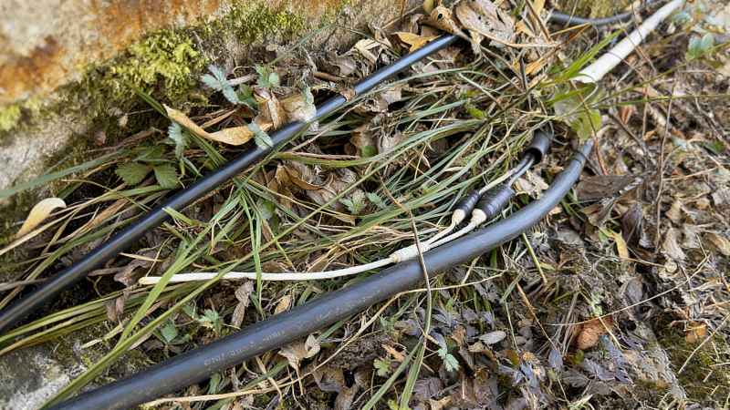 underground fiber optic cable